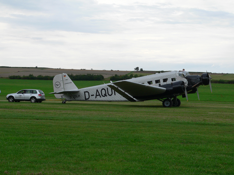 05_JU-52_Touareg_Schlepper